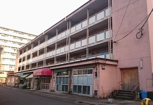 都営下馬アパート更地の隣-a.jpg